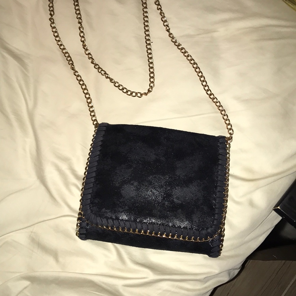 Crossbody purse